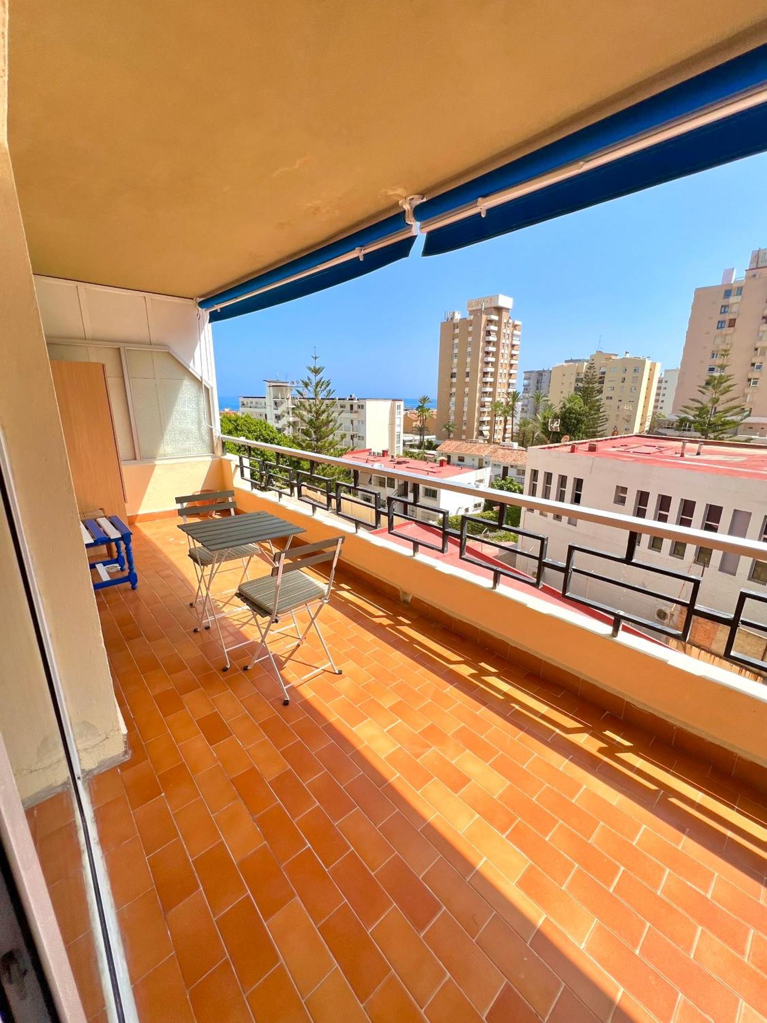 דירות Torremolinos Carihuela Nucleo Cristal מראה חיצוני תמונה